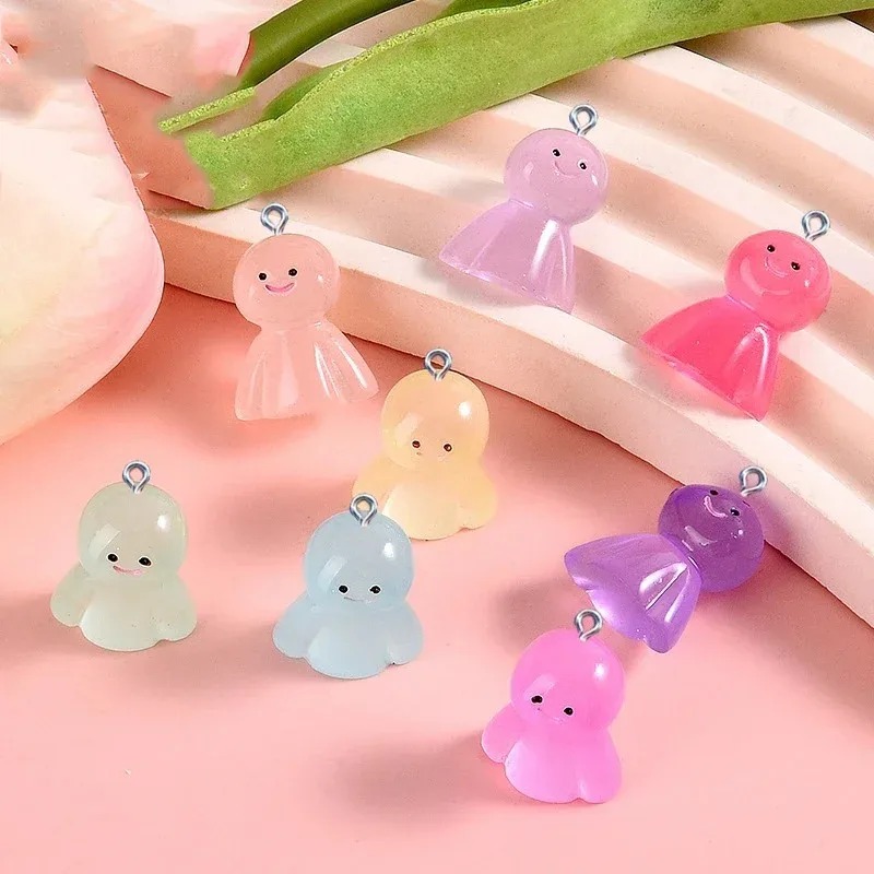 10Pcs Glow In Dark Cartoon Dol – обзор и цена Resin Craft Material