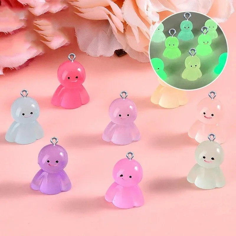 10Pcs Glow In Dark Cartoon Dol – обзор и цена Resin Craft Material